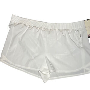 CALIA by Carrie Underwood Women's XXL White Swift Performance Short Relaxed NWT